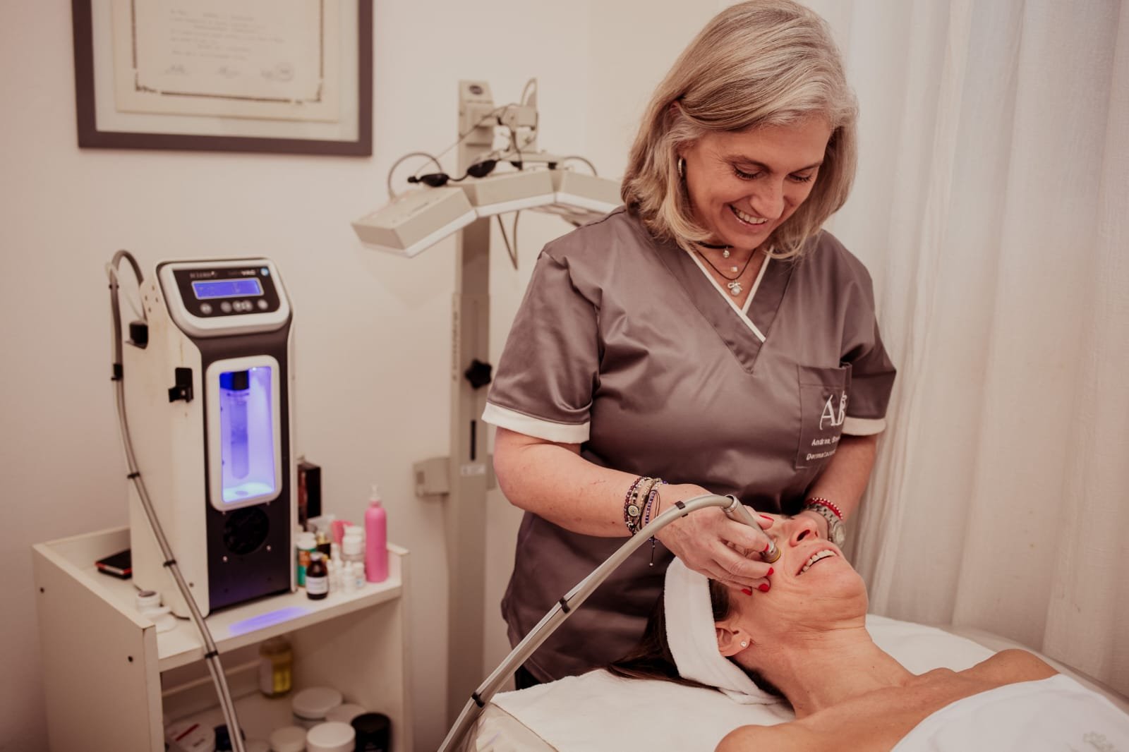 +20 protocolos Alquimia · HydraFacial